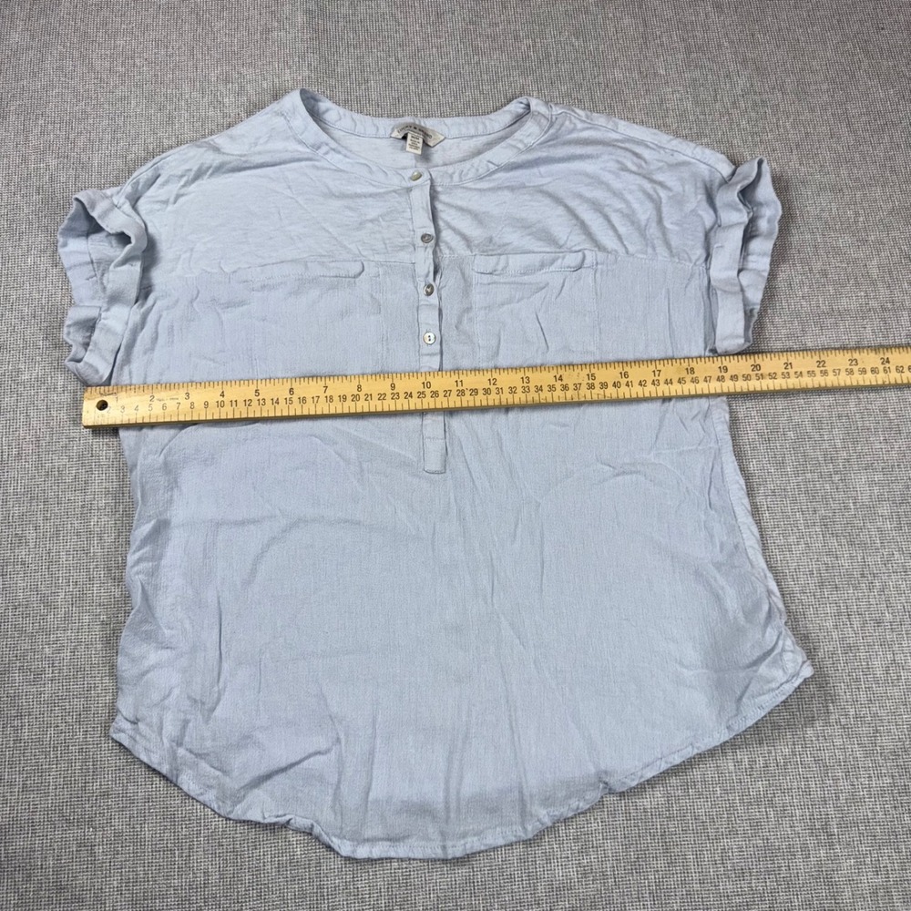 Lucky Brand Womens Light Blue Henley Short Sleeve Cuffed Button Top Size Medium - Picture 7 of 7